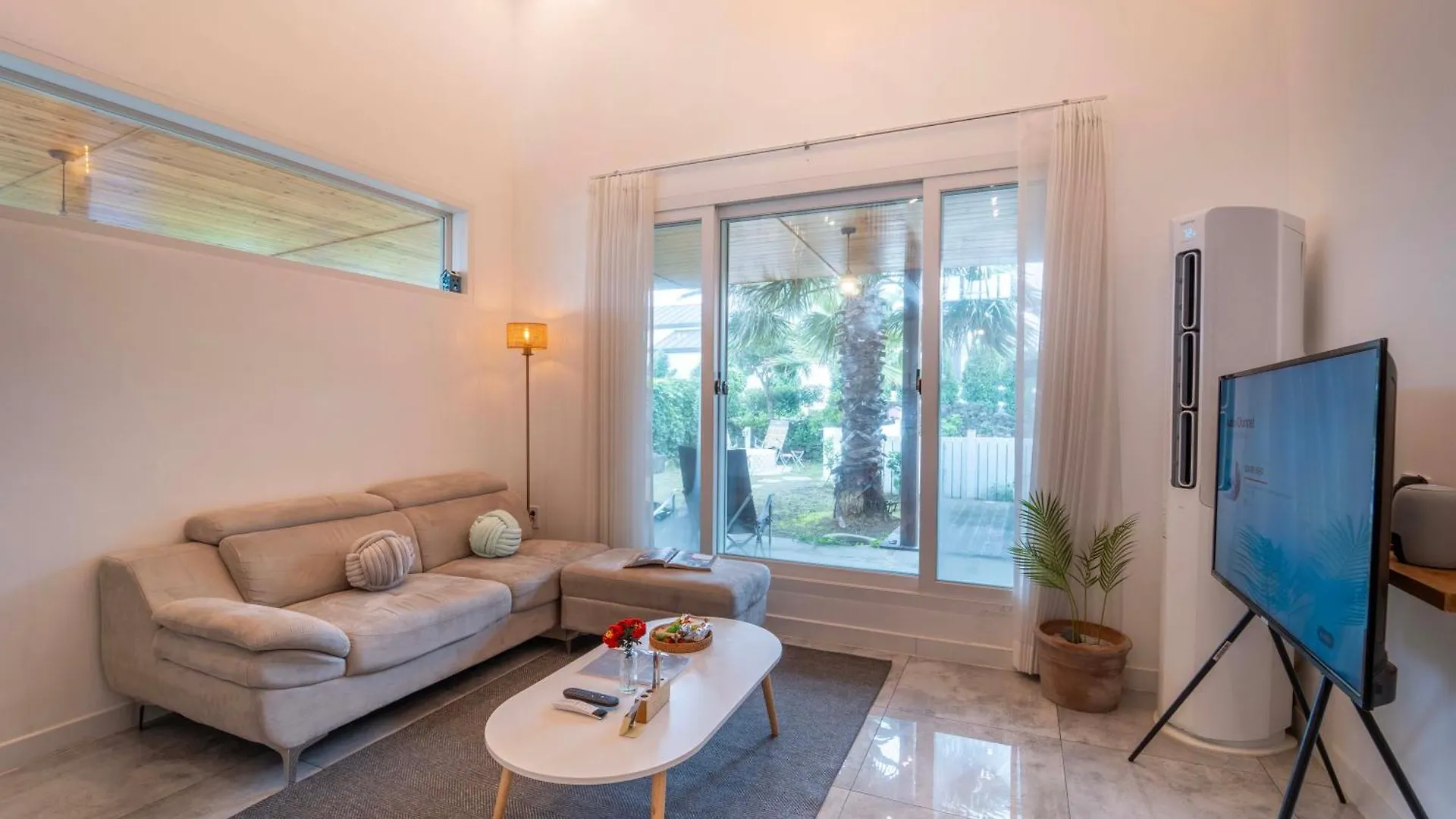 Holiday home Jeju Love Stay Pink